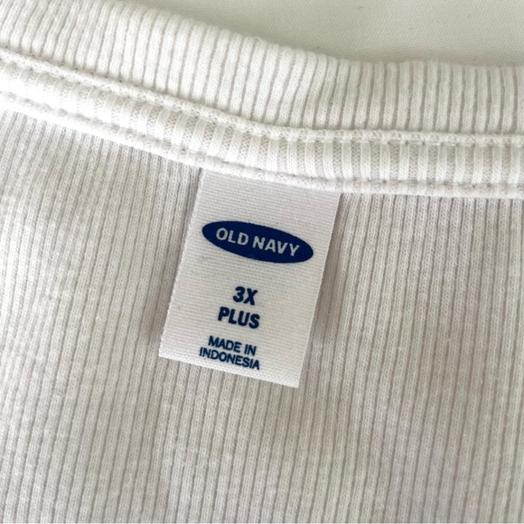 Old Navy Short Tie Sleeve Rib Knit Tee Top V-Neck White Size 3X Plus - Picture 6 of 9